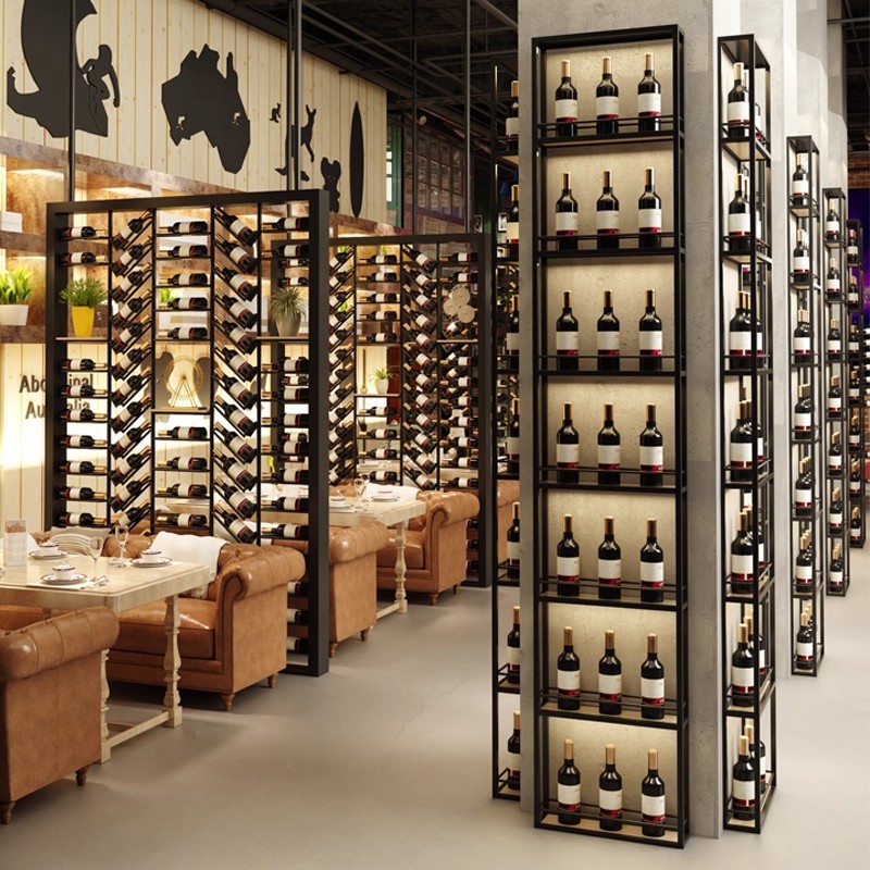 Stojak na wino z żelazną konst – Z. A. Furniture recenzja i cena