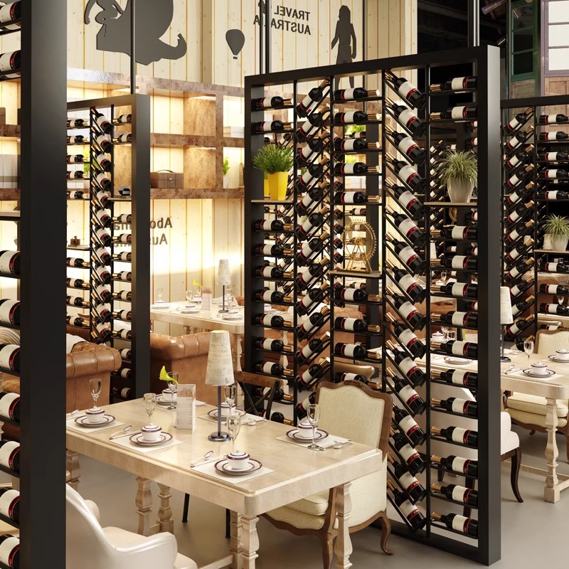Stojak na wino z żelazną konst – Z. A. Furniture recenzja i cena