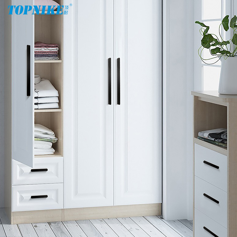 Nowoczesne uchwyty meblowe, uc – Z. A. Furniture recenzja i cena