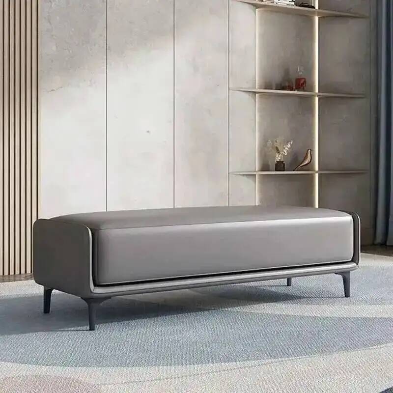 Skórzane łóżko, stołki do salo – Z. A. Furniture recenzja i cena